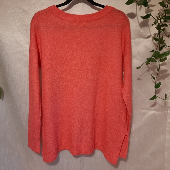 GAP Sweater - Picture 3 of 4